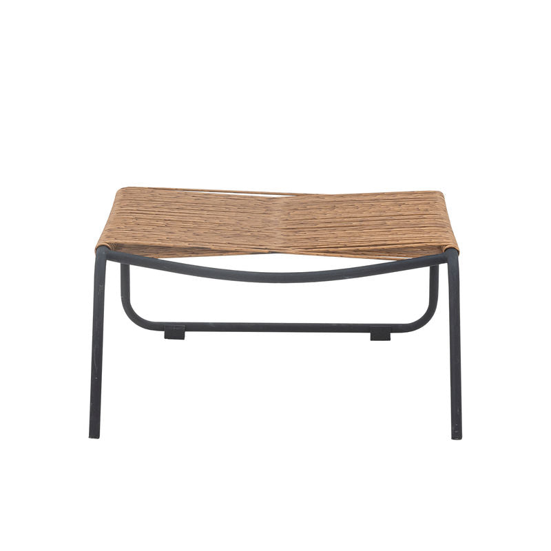Sillón Boel de Bloomingville con taburete, metal