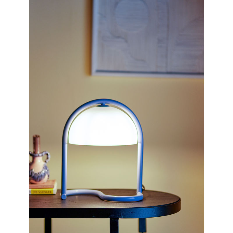 Lámpara de mesa Favour de Bloomingville, Azul