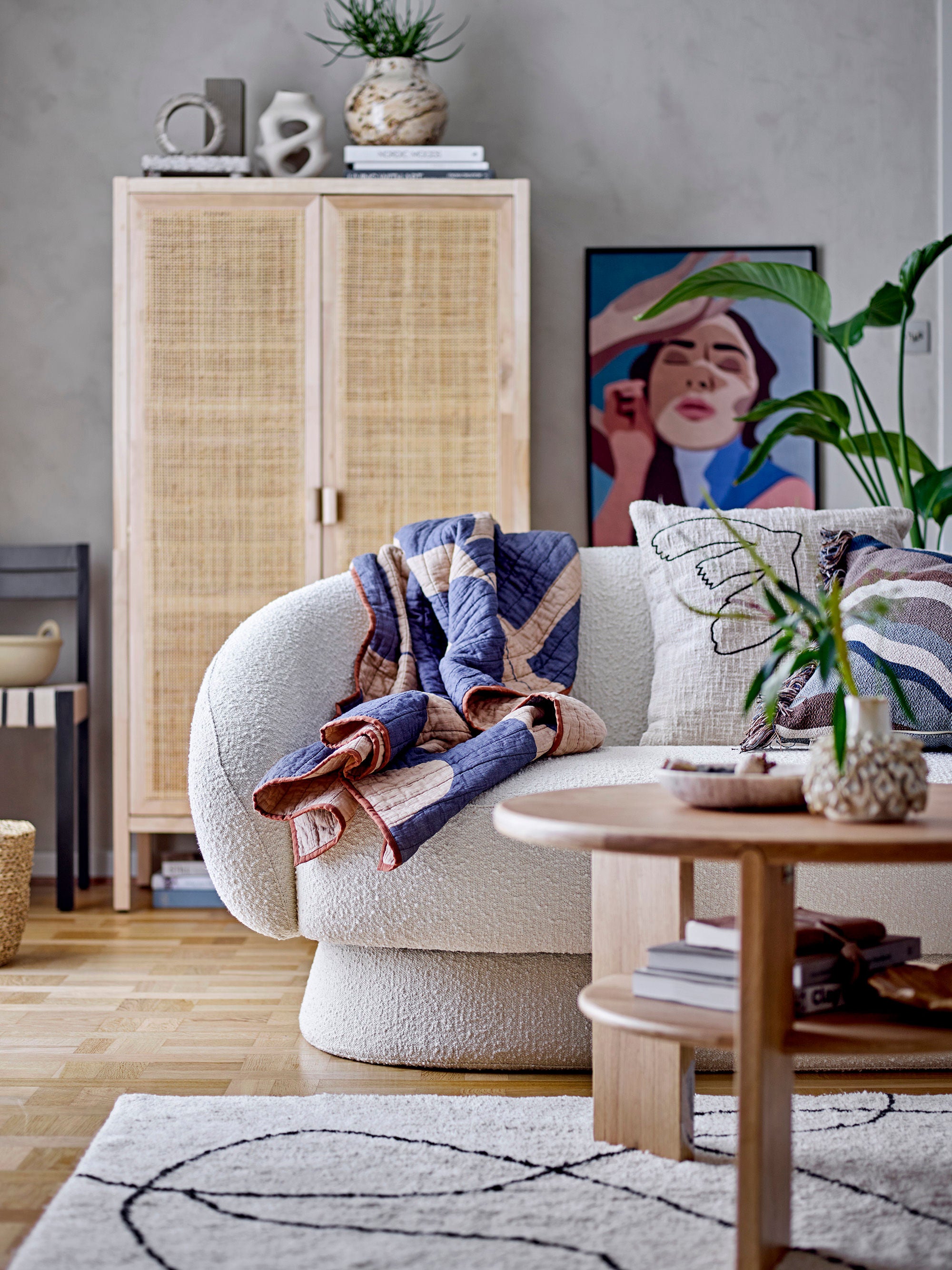 Bloomingville Marikka kabinet, Natuur, Gmelina hout