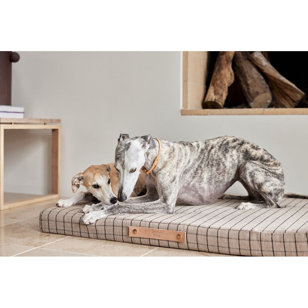 Almohada para perro OYOY ZOO Milo Rooster-Medium